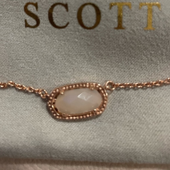 New Kendra Scott Necklace! - Picture 3 of 3